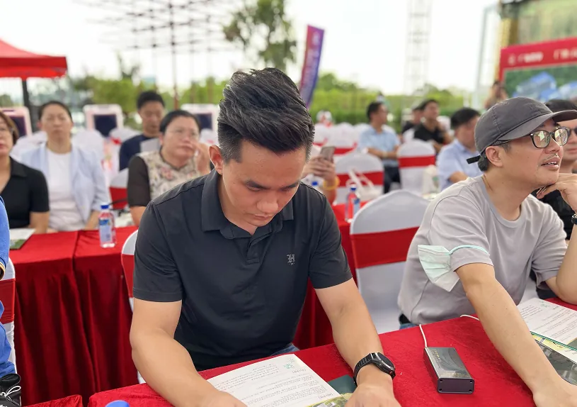白云区同学会活动丨走进广新·元素54号云创港 - 图6