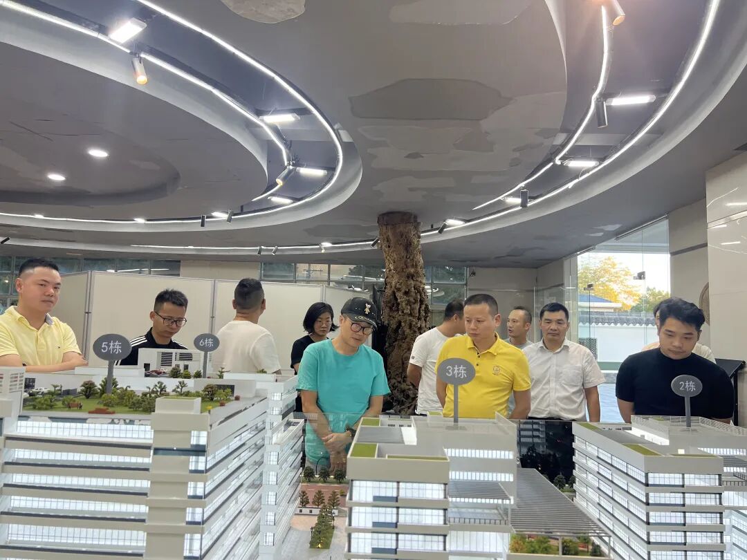 学加花都同学活动丨走进鼎盛智谷 - 图17