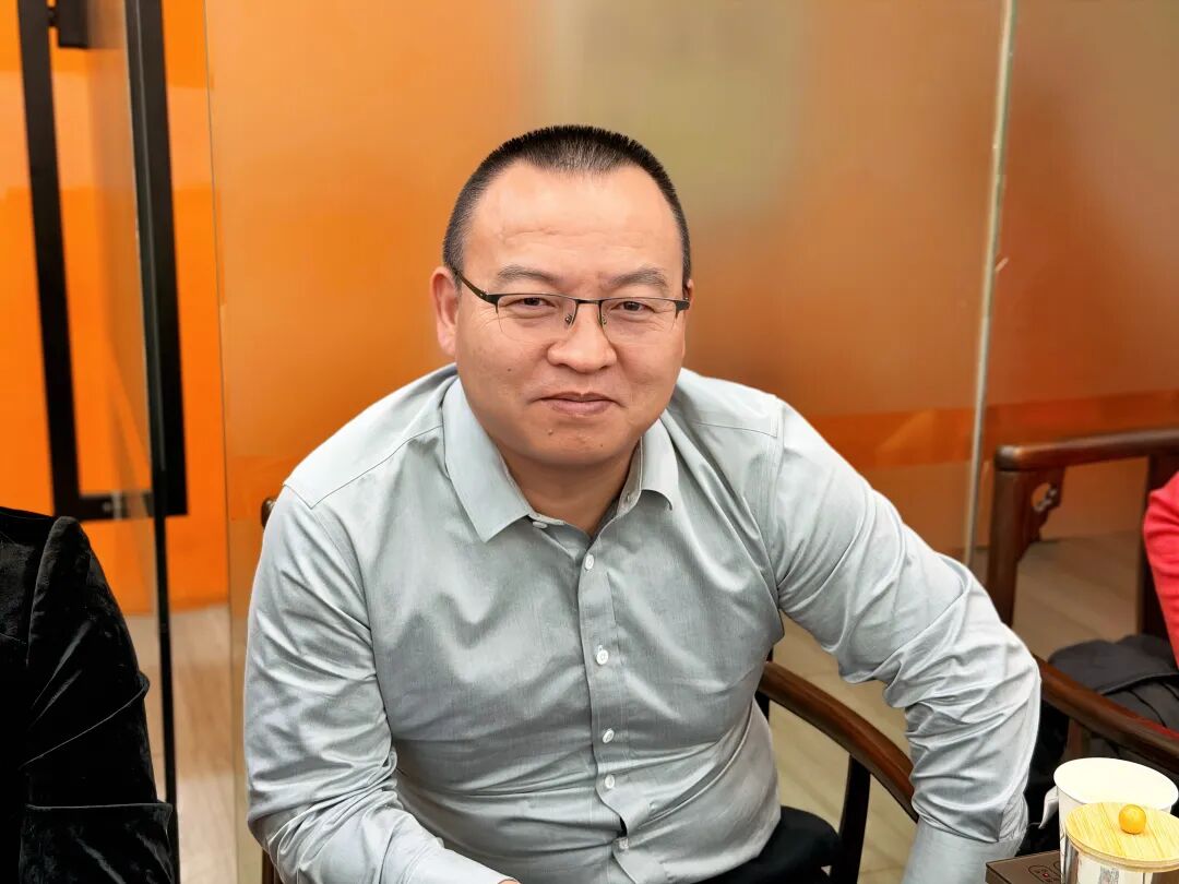 从铜字招牌到地标之王,品致标识如何用标识点亮城市? - 图3