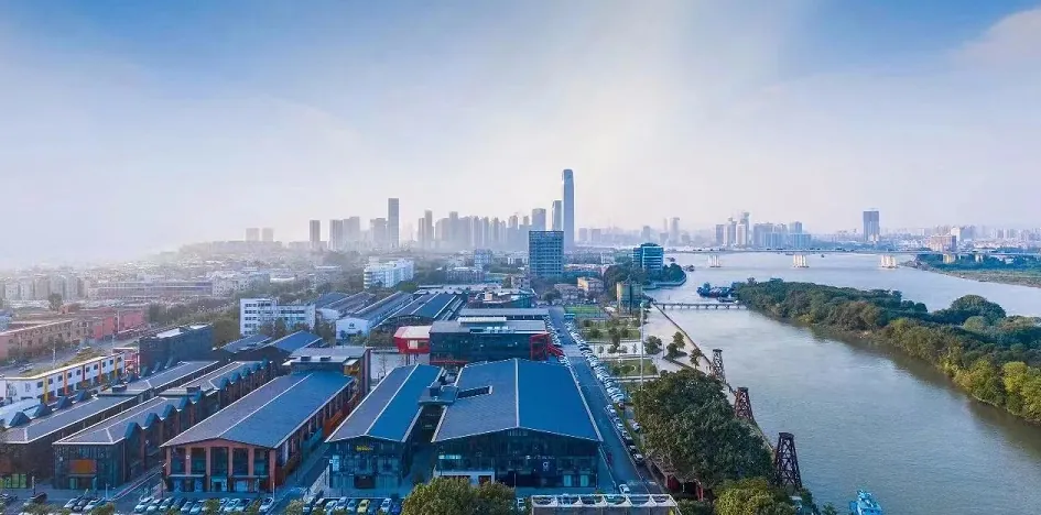 学加海珠区同学会丨走进工美港国际数字创新中心