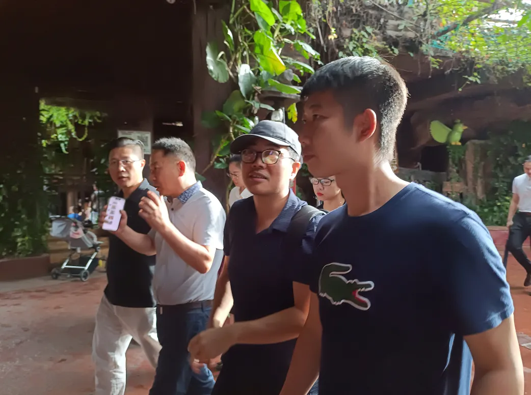 佛山同学会丨走进长鹿旅游休博园 - 图10