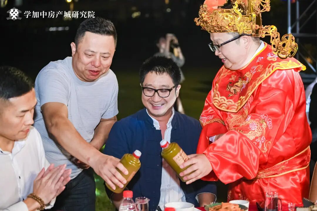 一场“鬼”混指数爆表的【疯狂毕业晚会】丨学加14期、15期毕业典礼圆满落幕 - 图33