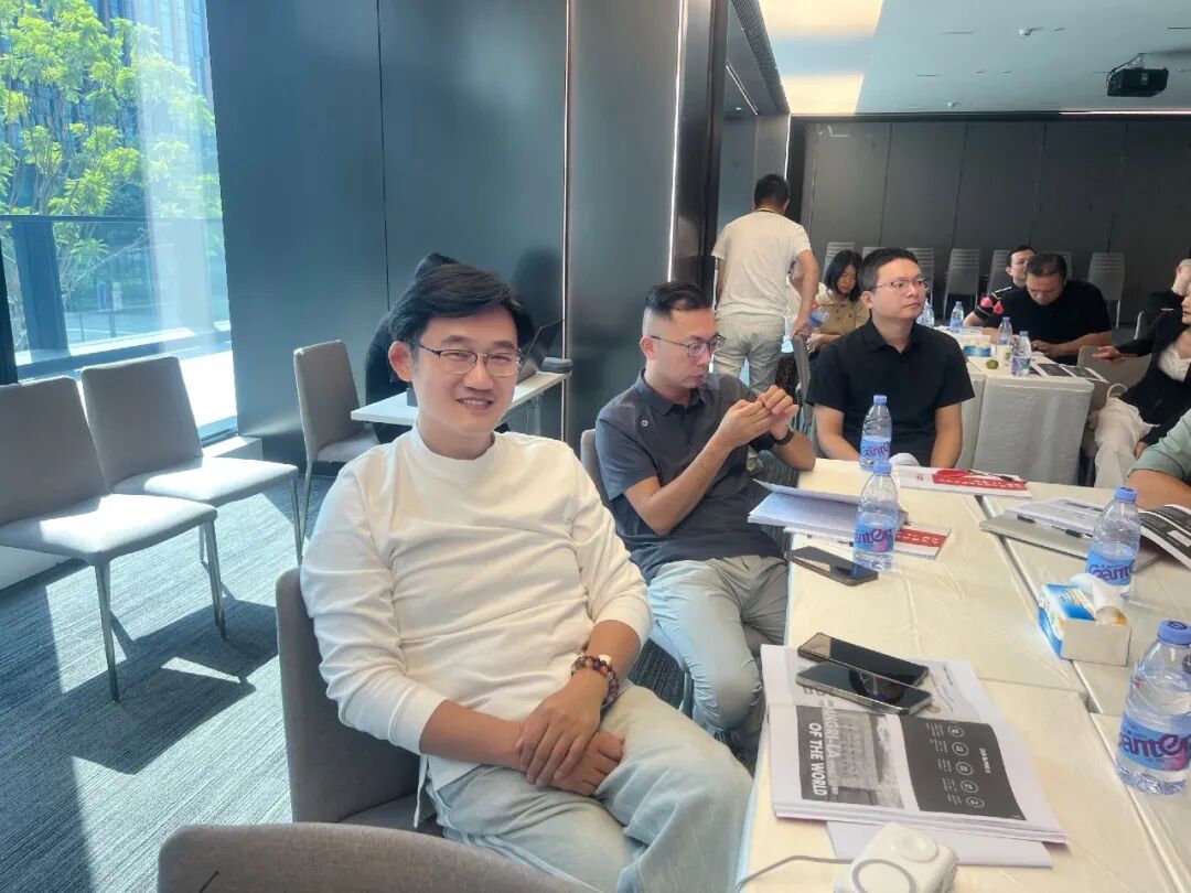 课堂笔记丨一个用38元门票做出27%复购率,一个跑遍全国说服老板再投1个亿:资产下行市场,谁在靠运营活下来?