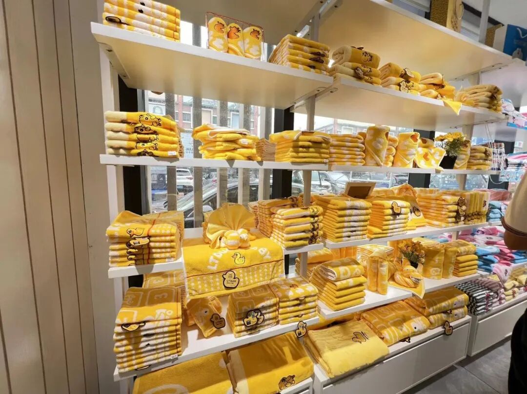 学员企业参访丨走进广东南国小商品城 - 图6