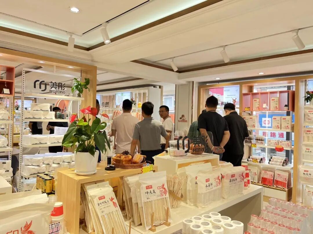 学员企业参访丨走进广东南国小商品城 - 图15