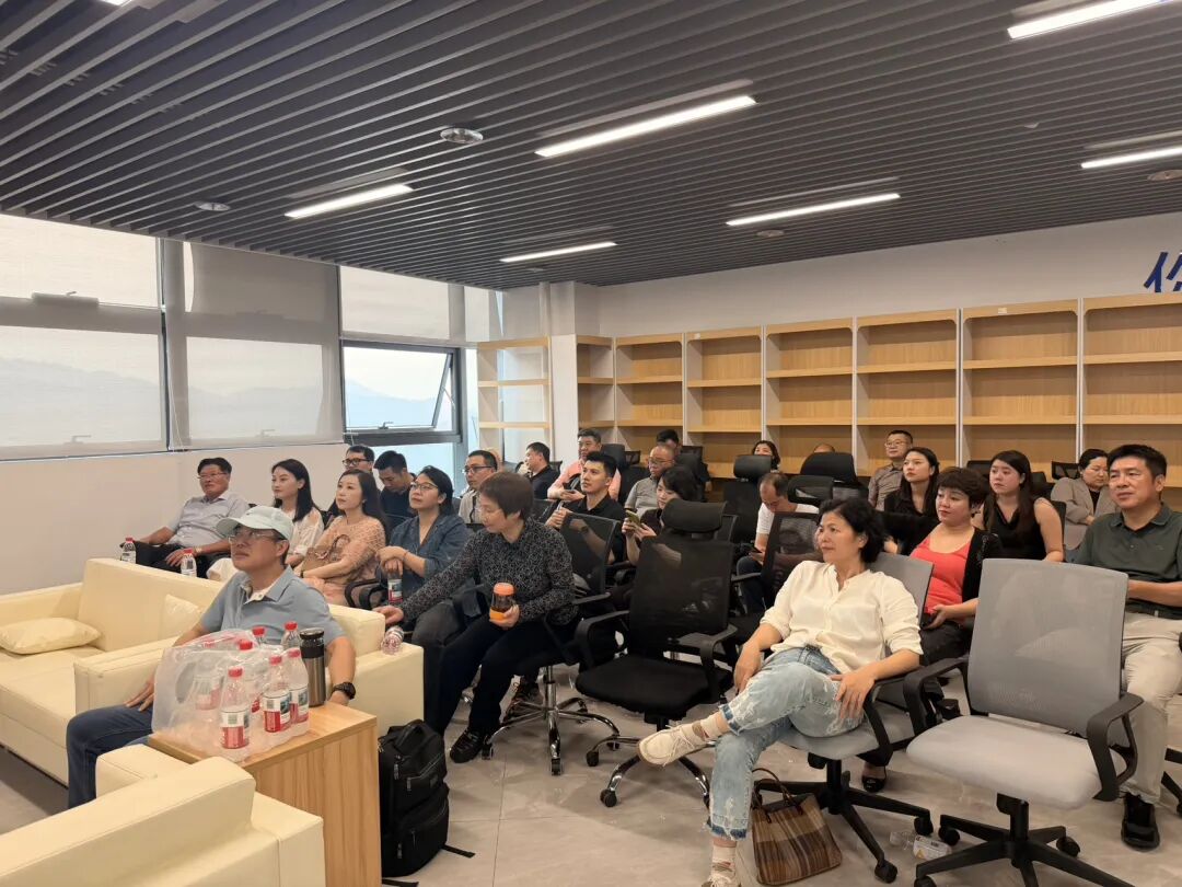 参访黄埔材料院:探秘航空轮胎与芯片材料的“硬核科技” - 图8