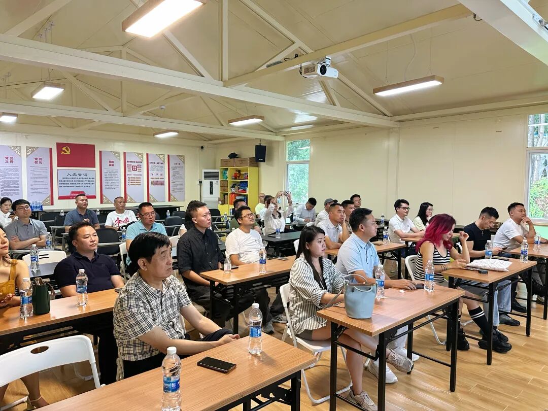 白云区同学会活动丨走进奥绅文体,探讨【 文广旅体+IP】融合发展运营模式 - 图6
