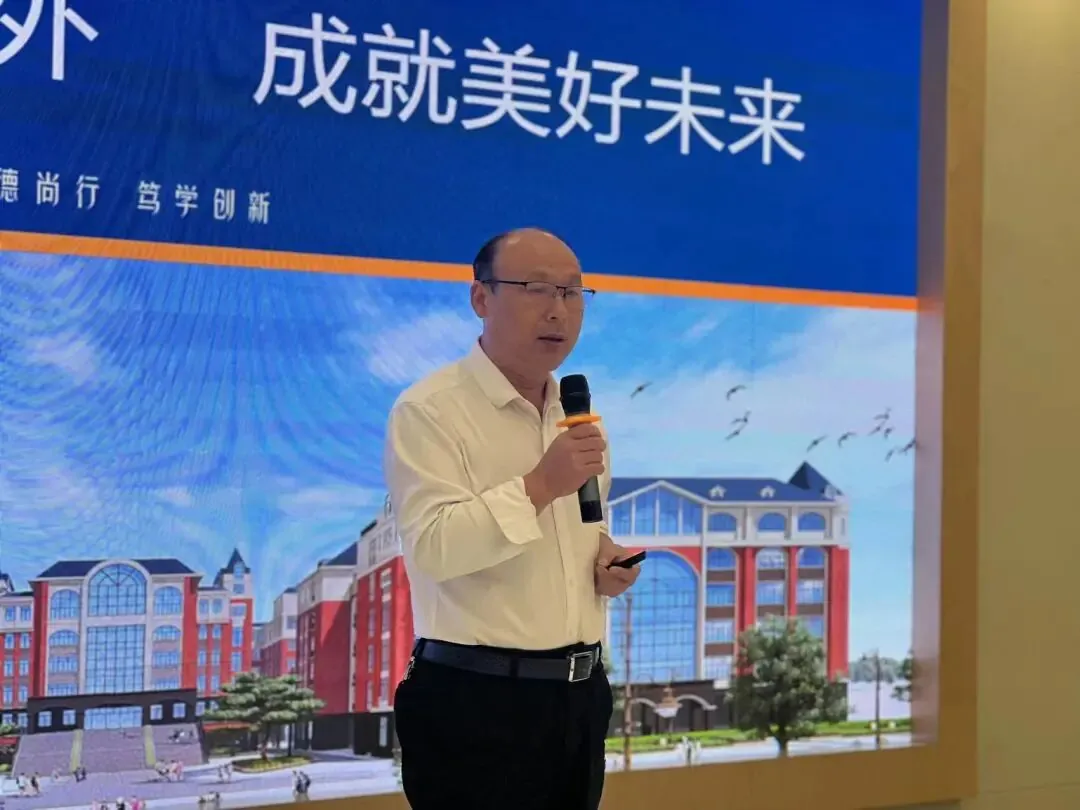 走进广东龙涛教育集团---广州市白云区龙涛外国语实验学校 - 图18