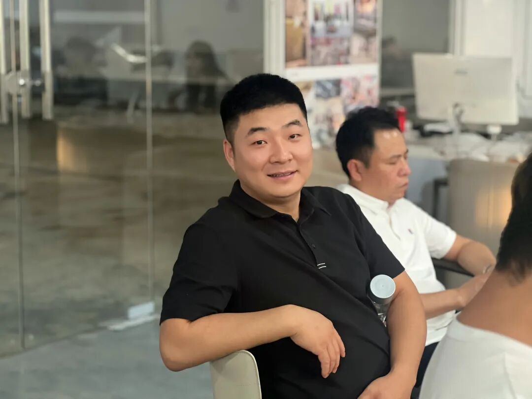 走进重启中的小洲艺术村:从“灰色桥底”到“绿色艺术长廊” - 图37