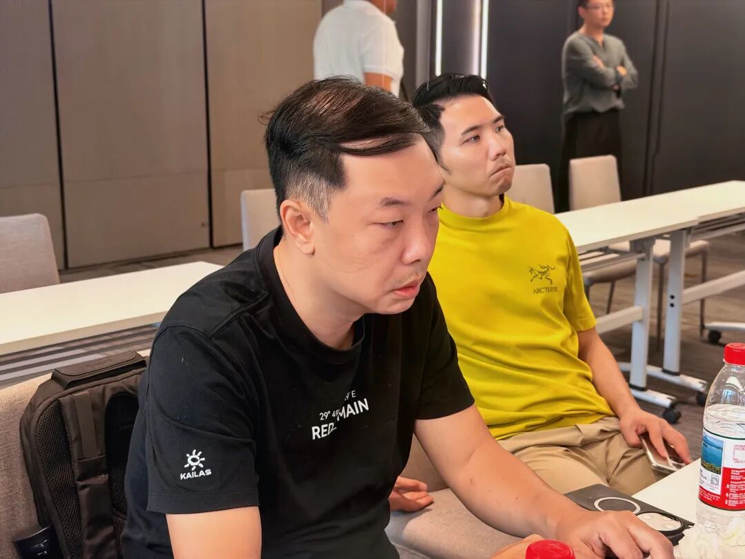 从“卖东西”到“赚信任”：6种社区商业新打法+3个避坑指南，看完少走3年弯路 - 图91