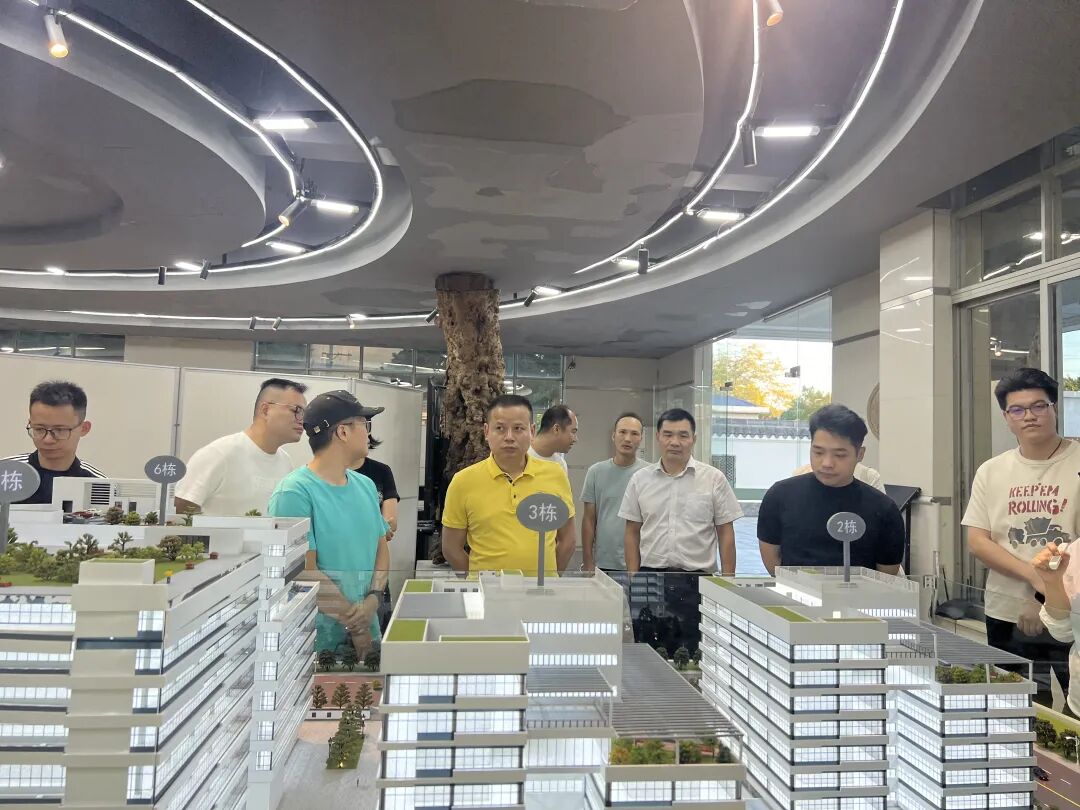 学加花都同学活动丨走进鼎盛智谷 - 图18