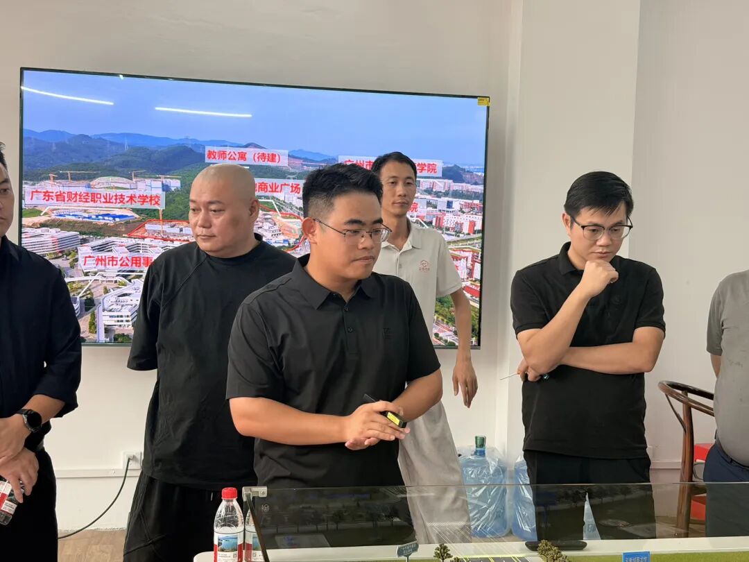 被4所大学"包围"的商场,20万师生脚下,藏着多少个百万级品类机会?生意到底好不好做? - 图11