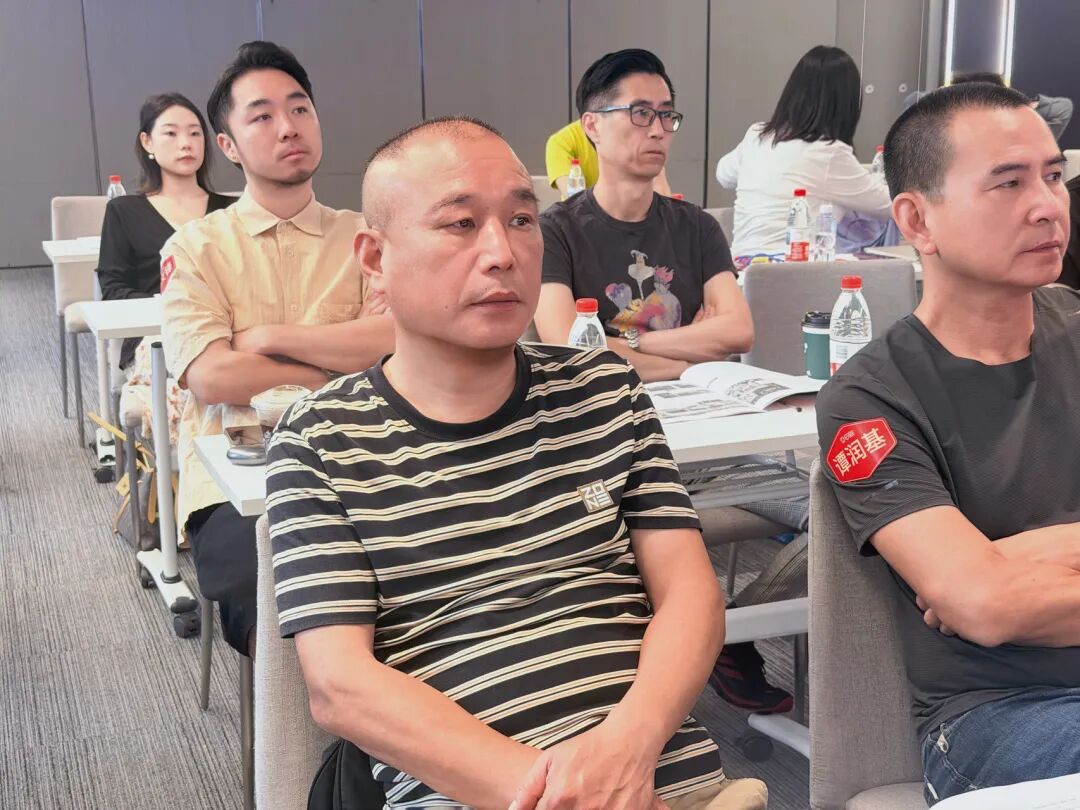 从“卖东西”到“赚信任”：6种社区商业新打法+3个避坑指南，看完少走3年弯路 - 图65