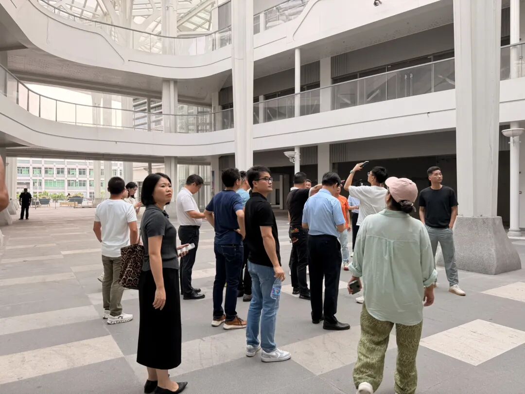 走进佛山博伯丽奥莱小镇 | 一场关于13万方商业改造的"头脑风暴" - 图5