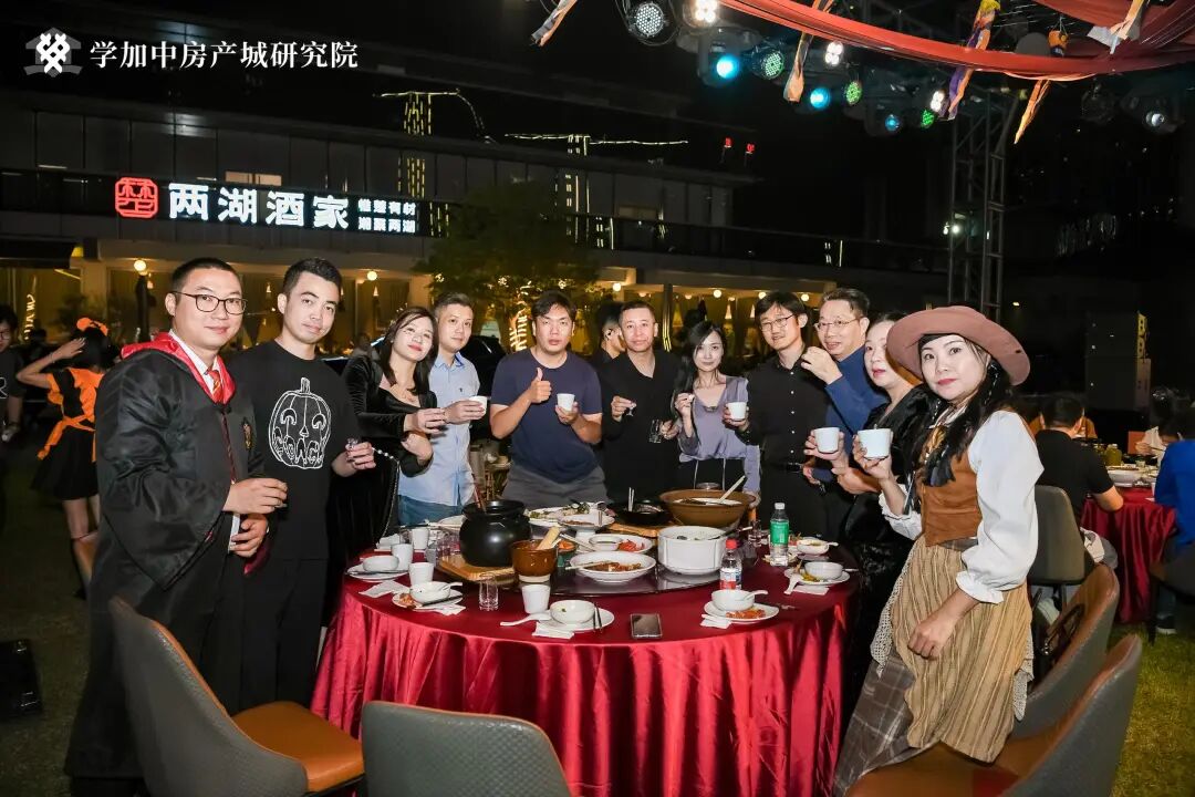 一场“鬼”混指数爆表的【疯狂毕业晚会】丨学加14期、15期毕业典礼圆满落幕 - 图25