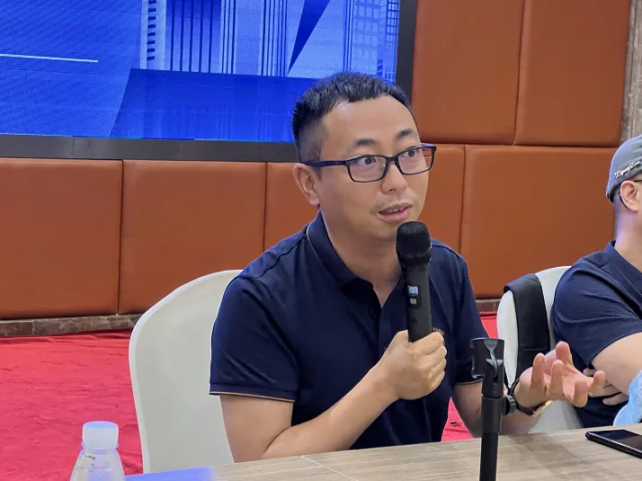学加海珠区同学会丨走进工美港国际数字创新中心 - 图6