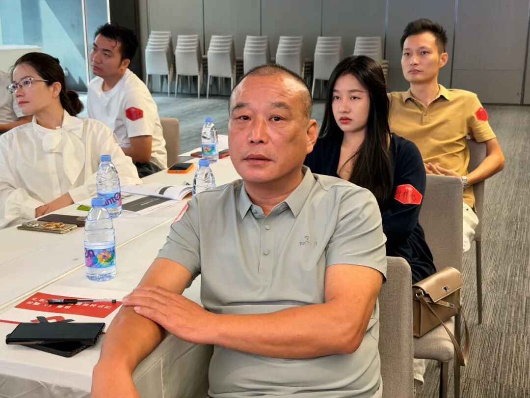 课堂笔记丨一个用38元门票做出27%复购率,一个跑遍全国说服老板再投1个亿:资产下行市场,谁在靠运营活下来?