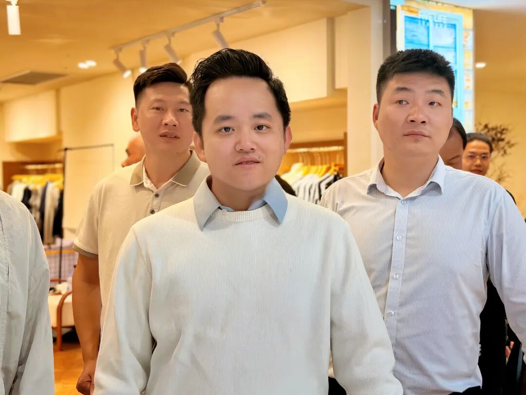 参访五号服装小镇,共探传统专业市场转型升级新路径 - 图33