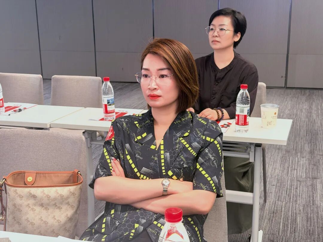 从“卖东西”到“赚信任”:6种社区商业新打法+3个避坑指南,看完少走3年弯路 - 图78