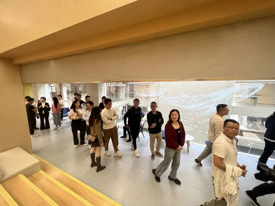 走进广东龙涛教育集团---广州市白云区龙涛外国语实验学校 - 图8