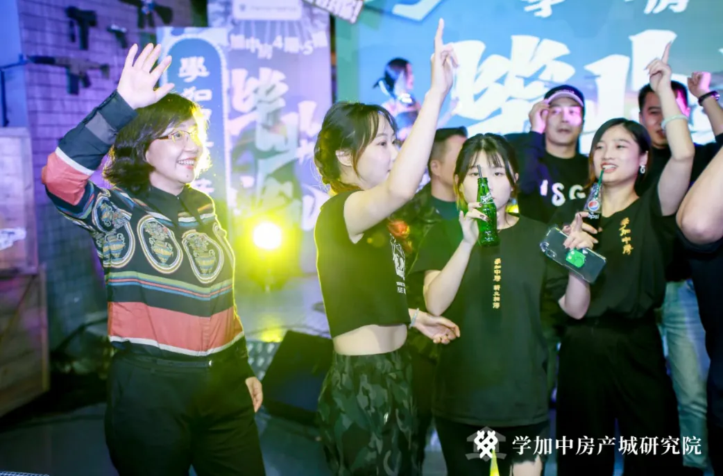 一场让人热血沸腾的毕业晚会:学加4期-5期毕业典礼顺利落幕 - 图42