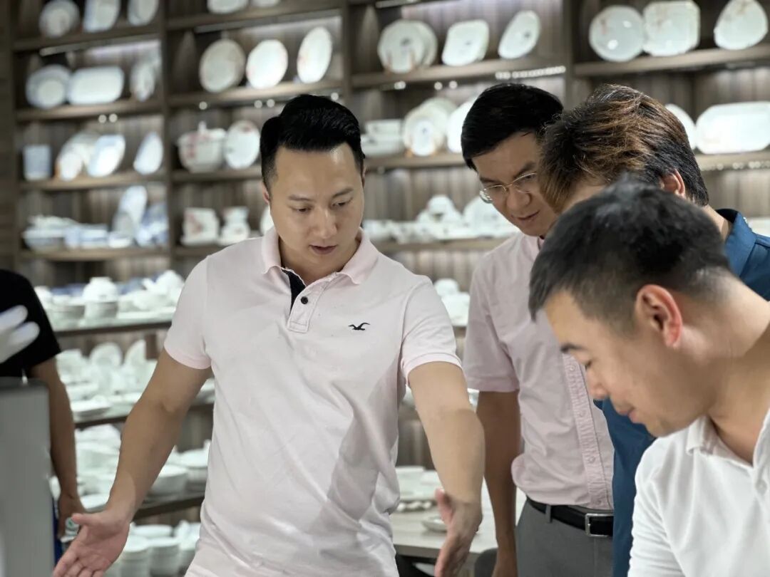 学员企业参访丨走进广东南国小商品城 - 图9
