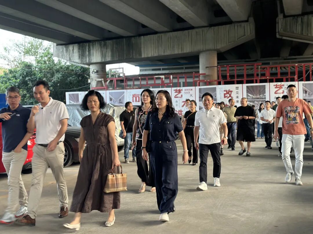 走进重启中的小洲艺术村:从“灰色桥底”到“绿色艺术长廊” - 图15