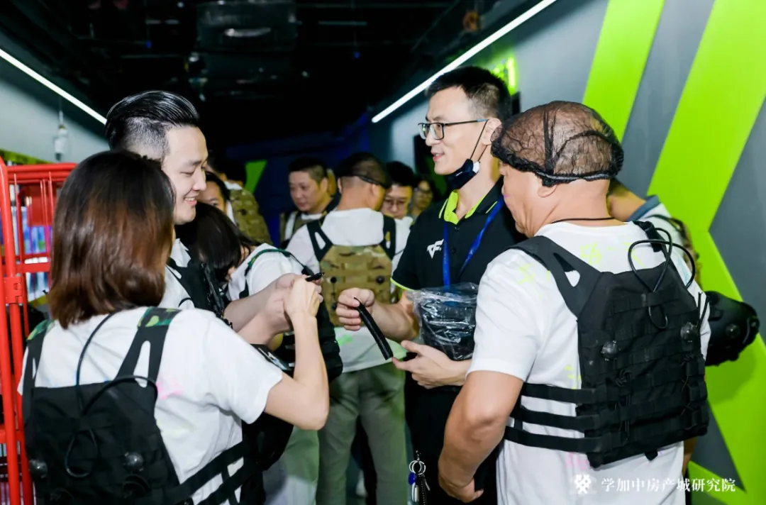 一场炫酷的赛博朋克毕业晚会:学加6期-7期毕业典礼顺利落幕 - 图13
