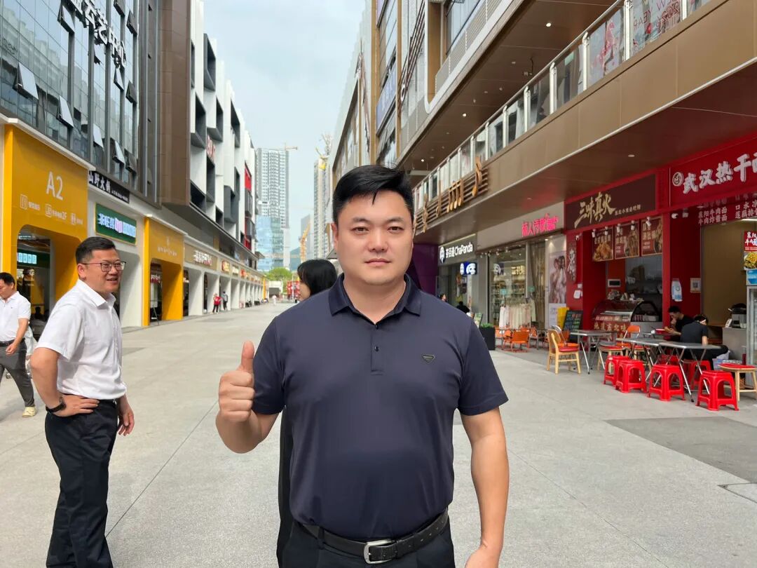 把商场变成“唱片机”?新月广场:在这里,逛街是种“沉浸式听歌” - 图40