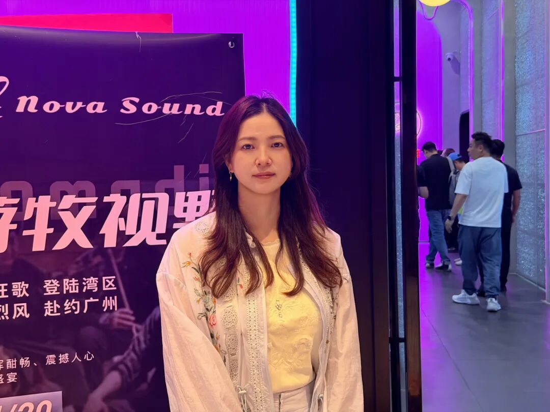 把商场变成“唱片机”？新月广场：在这里，逛街是种“沉浸式听歌” - 图29
