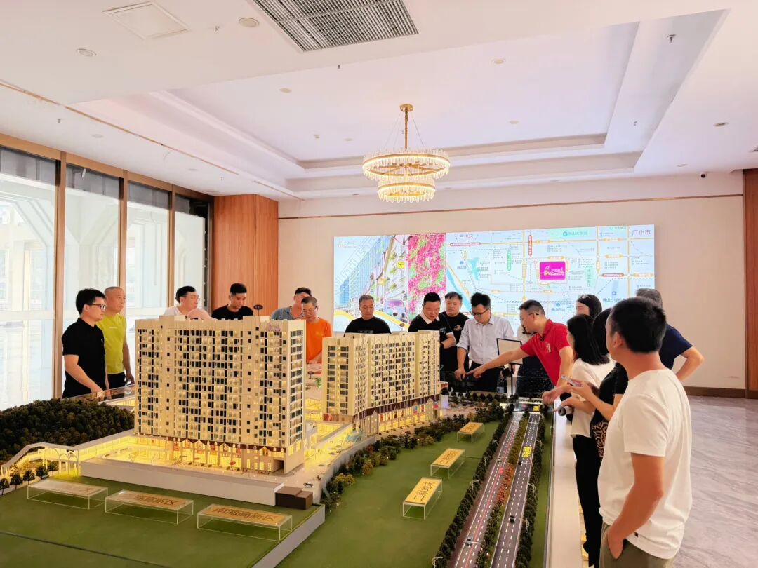 走进佛山博伯丽奥莱小镇 | 一场关于13万方商业改造的"头脑风暴" - 图4