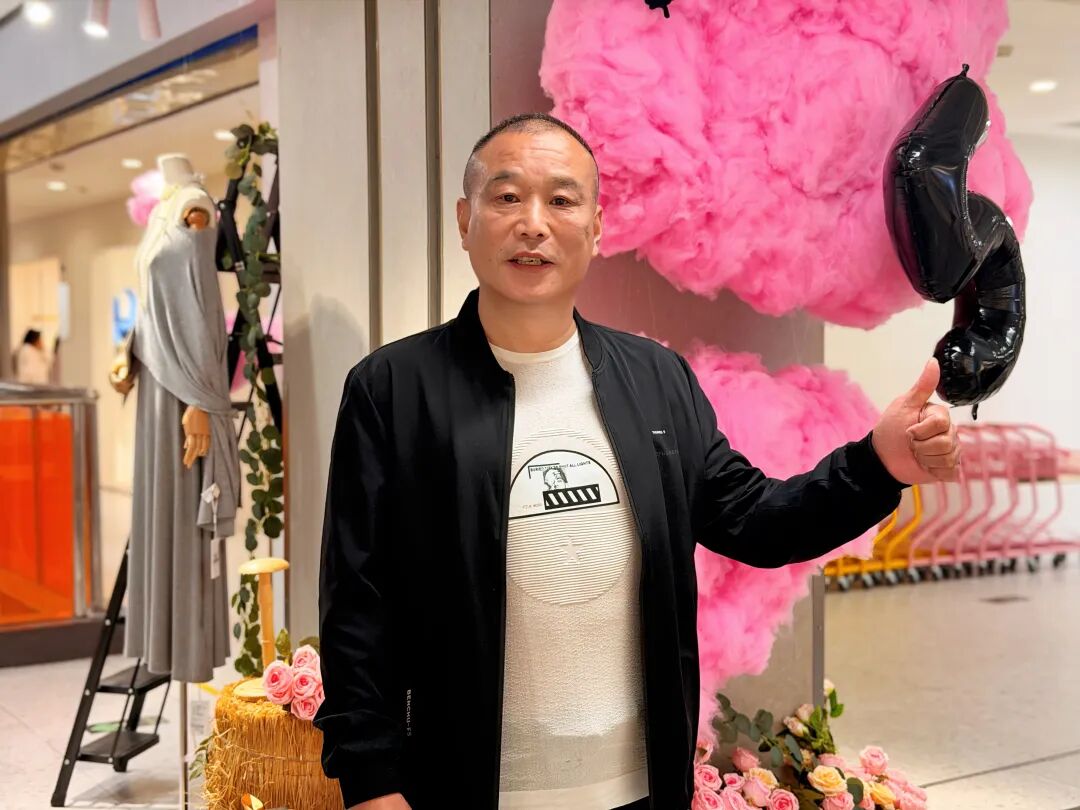 参访五号服装小镇,共探传统专业市场转型升级新路径 - 图15