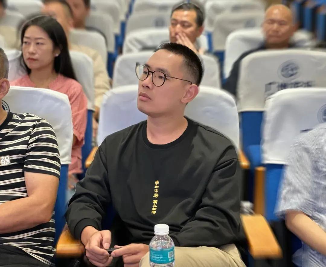 走进广东龙涛教育集团---广州市白云区龙涛外国语实验学校