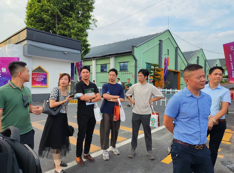 白云区同学会活动丨走进广新·元素54号云创港 - 图11