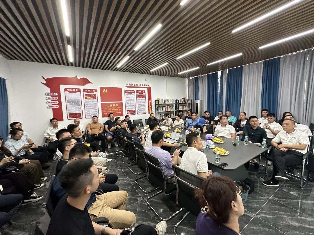 学员企业参访丨走进伊房公寓,浅析长租公寓运营模式,如何快速拿房,短期打出规模优势 - 图2