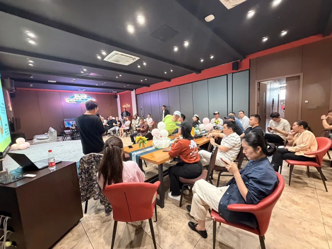 楼顶养猫,天台遛狗?广州这个“空中宠物城”火了,闲置空间还能这么玩! - 图39