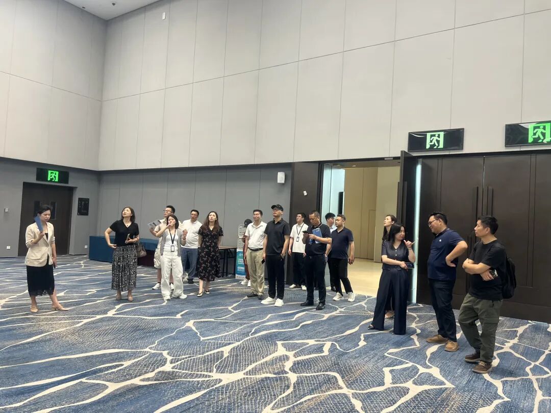 谁懂啊!在大沥这家酒店醒来,窗外就是摩天轮,下楼就能看展吃粤菜! - 图15