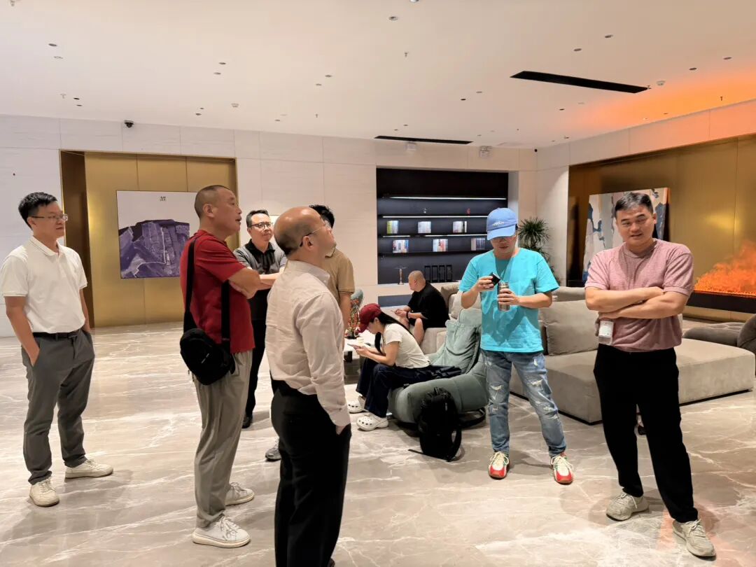 别人招商,他“招壳”:空荡荡的互联网医院里,藏着最满的生意 - 图12