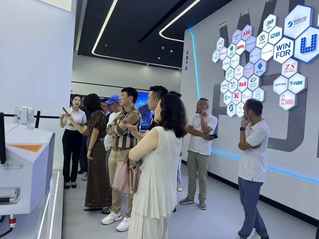 学员项目参访丨走进联东集团亿航项目 - 图3