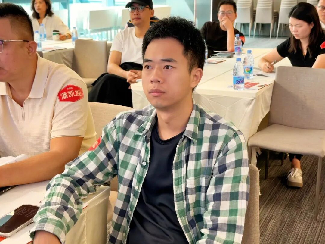 课堂笔记丨一个用38元门票做出27%复购率,一个跑遍全国说服老板再投1个亿:资产下行市场,谁在靠运营活下来?