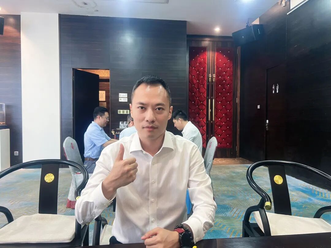惊呆!第二次班级聚会,班长又放大招?全班直呼:这届班长真的太顶了! - 图6