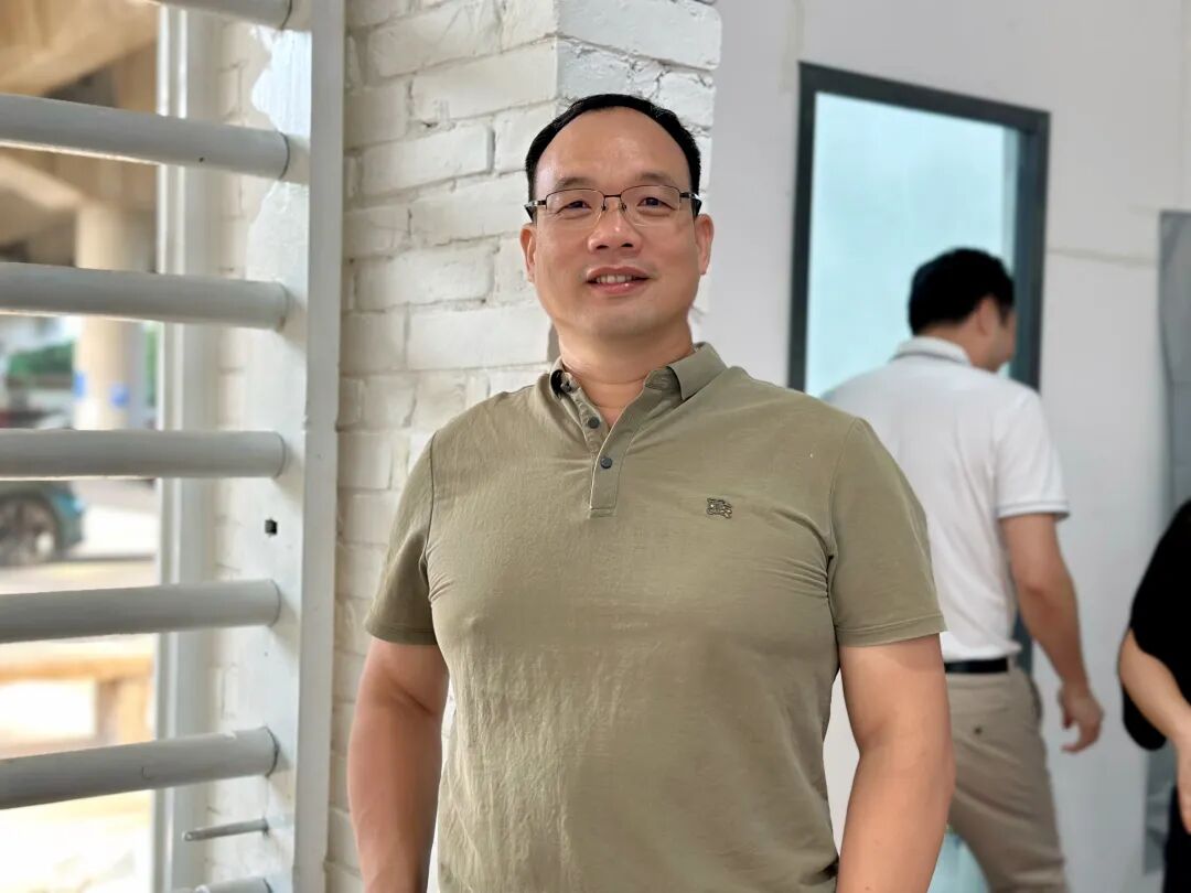 走进重启中的小洲艺术村:从“灰色桥底”到“绿色艺术长廊” - 图33