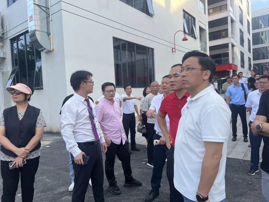 白云区同学会丨走进白云印象直播+产业园 - 图15
