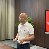李少洲