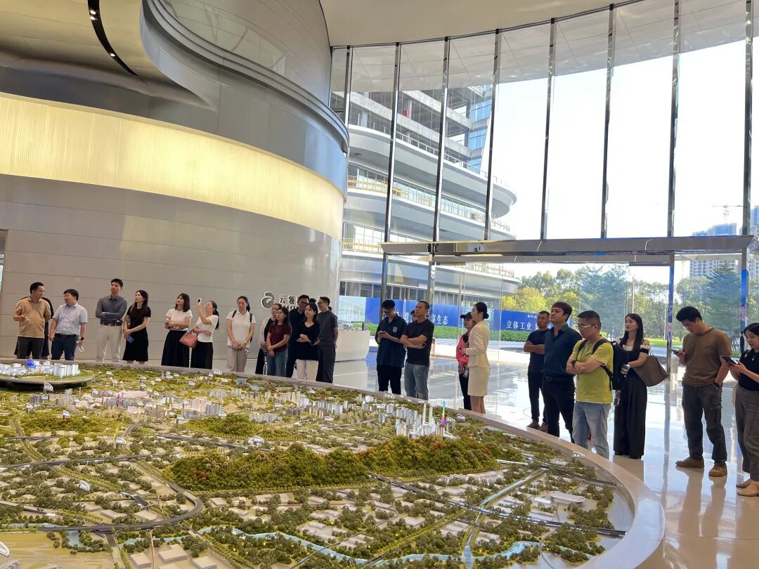 黄埔区同学会丨走进广开云领科技城和星际云汇 - 图7