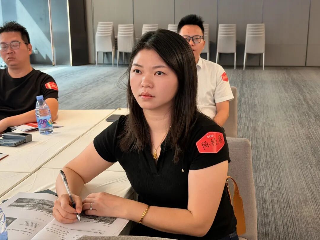 课堂笔记丨一个用38元门票做出27%复购率,一个跑遍全国说服老板再投1个亿:资产下行市场,谁在靠运营活下来?