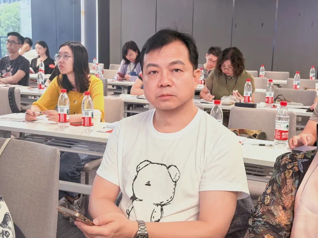 从“卖东西”到“赚信任”:6种社区商业新打法+3个避坑指南,看完少走3年弯路 - 图56