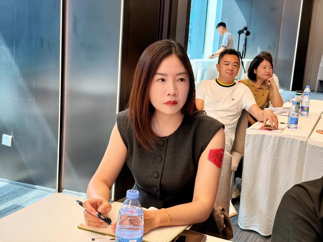 课堂笔记丨一个用38元门票做出27%复购率,一个跑遍全国说服老板再投1个亿:资产下行市场,谁在靠运营活下来?