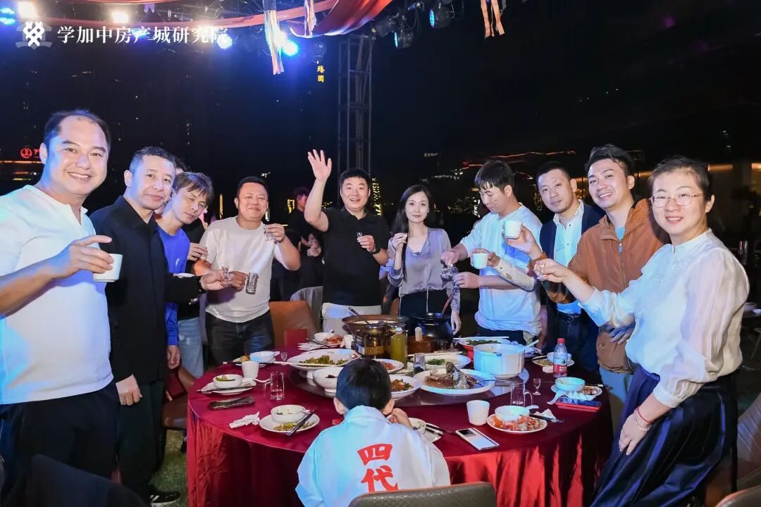 一场“鬼”混指数爆表的【疯狂毕业晚会】丨学加14期、15期毕业典礼圆满落幕 - 图26