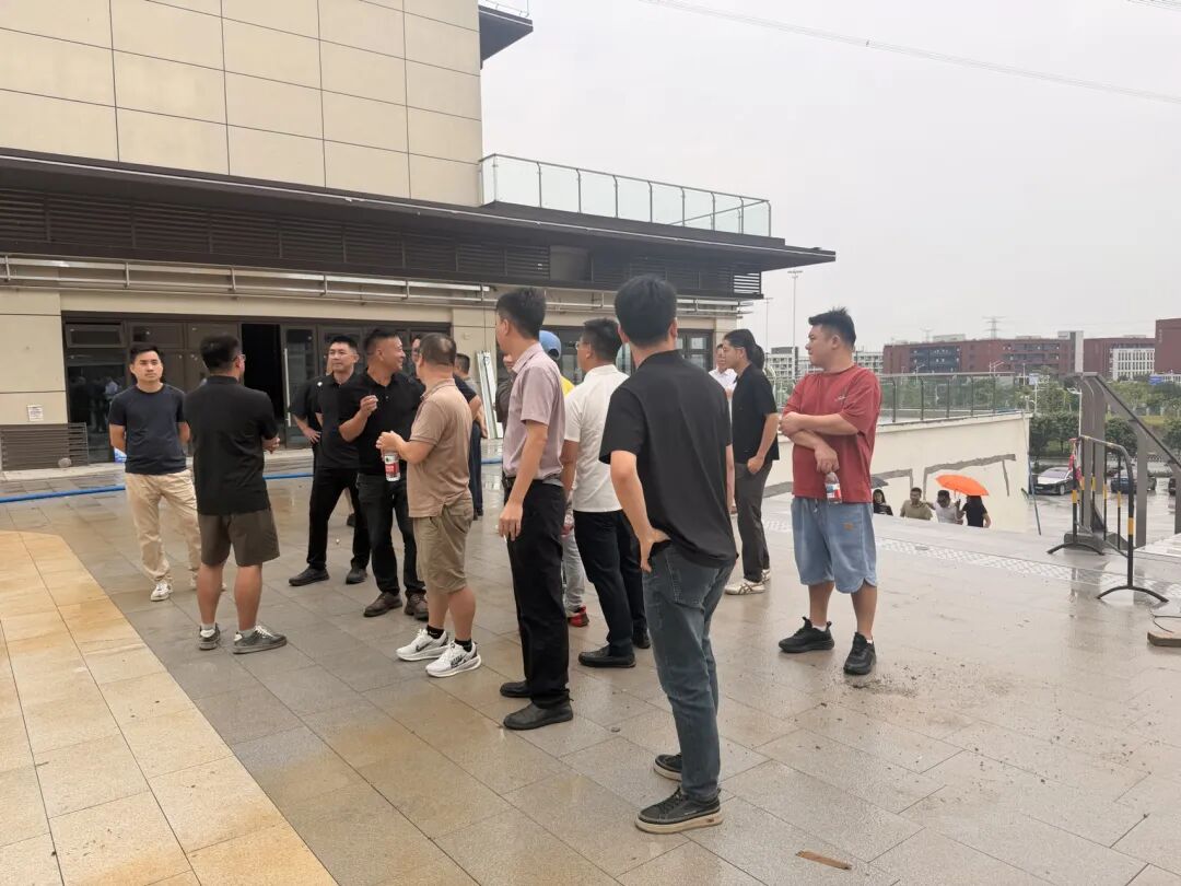 被4所大学"包围"的商场,20万师生脚下,藏着多少个百万级品类机会?生意到底好不好做? - 图8